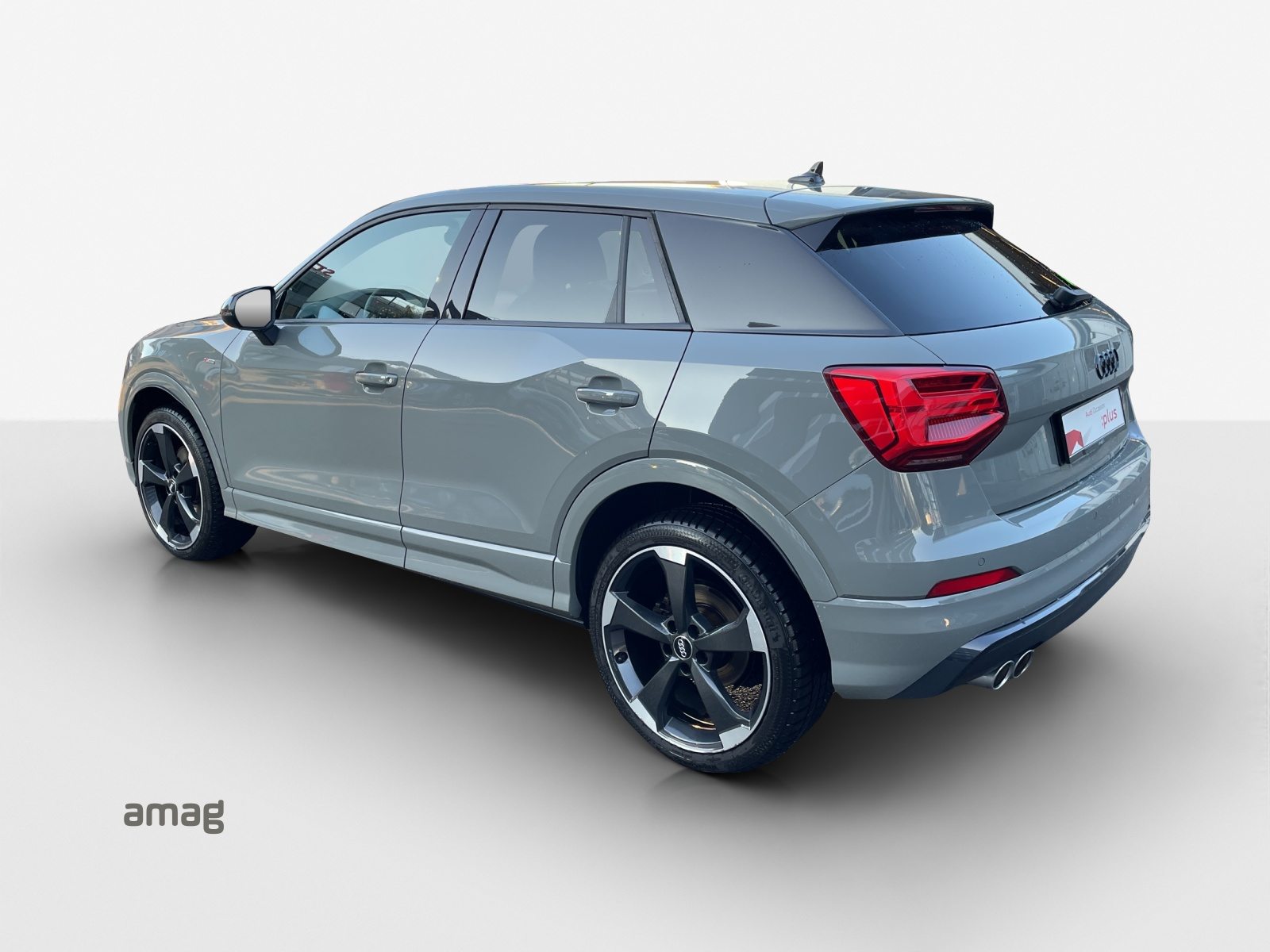 AUDI Q2 40 TFSI sport, Petrol, Second hand / Used, Automatic - 3