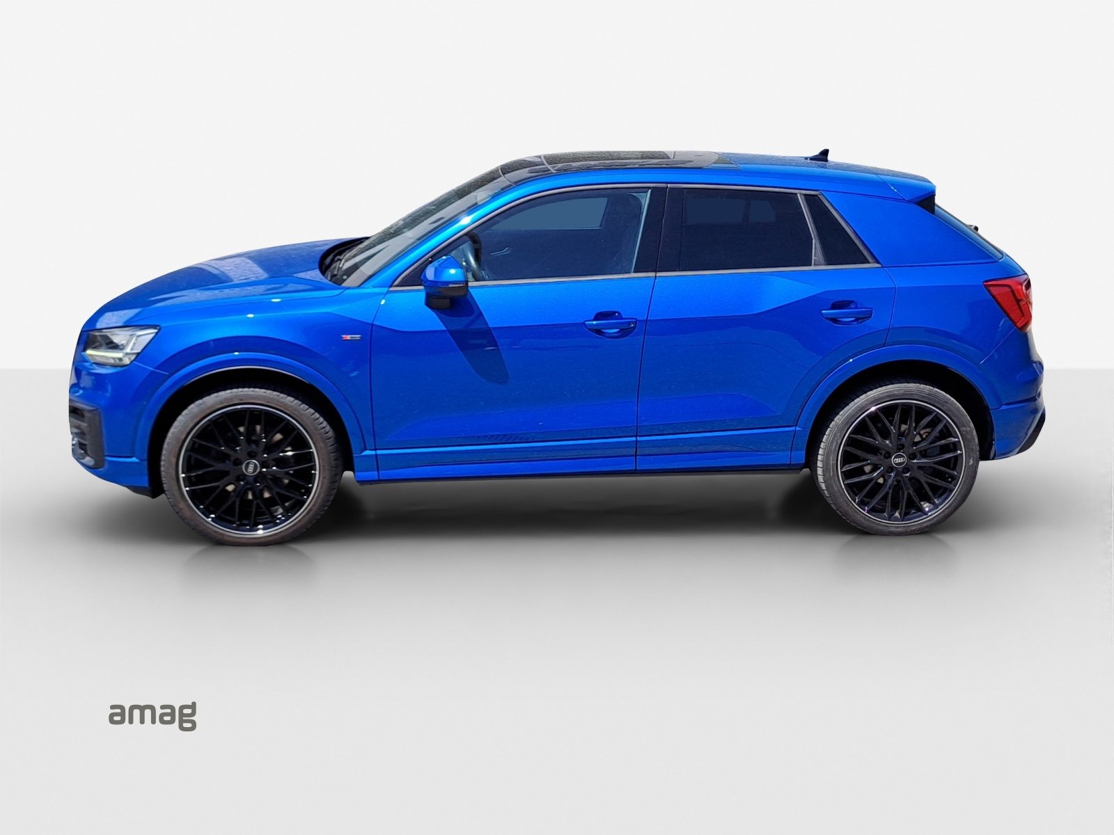 AUDI Q2 35 TFSI sport Attraction, Petrol, Second hand / Used, Automatic - 2