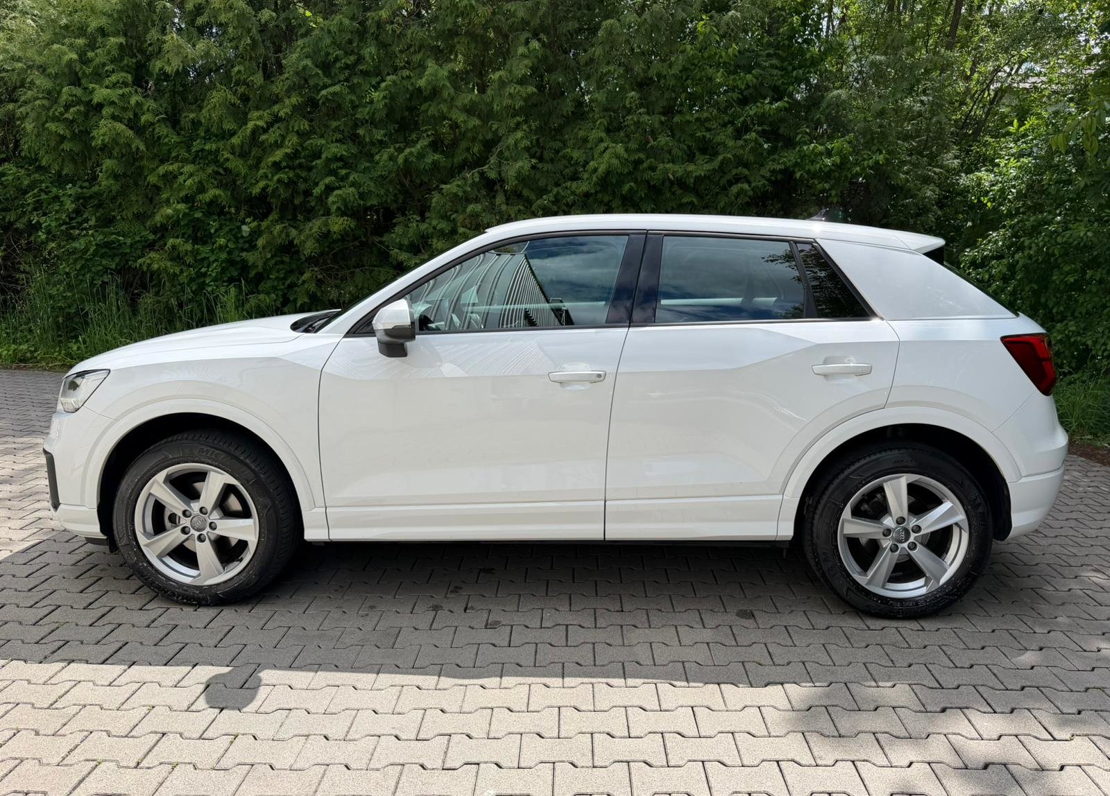 AUDI Q2 35 TFSI Sport Attraction S-tronic, Essence, Occasion / Utilisé, Automatique - 2