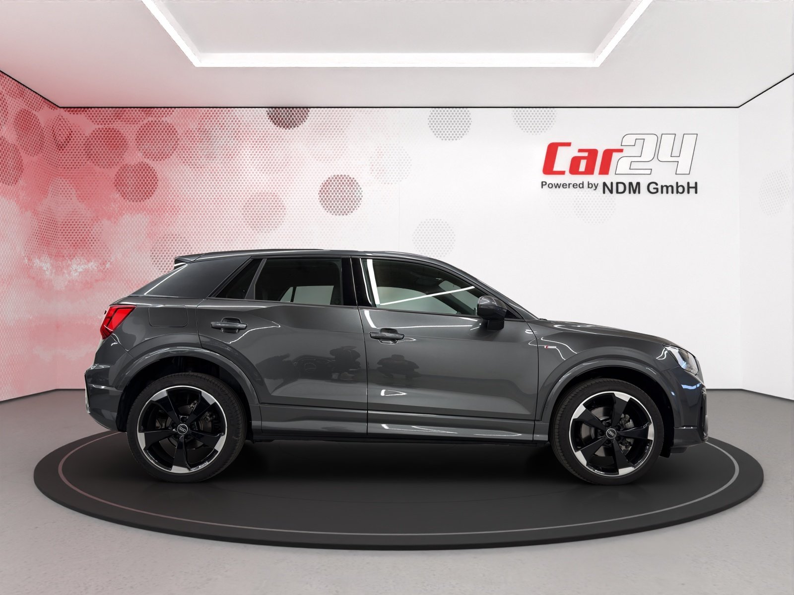 AUDI Q2 35 TFSI S line S-tronic, Petrol, Second hand / Used, Automatic - 4