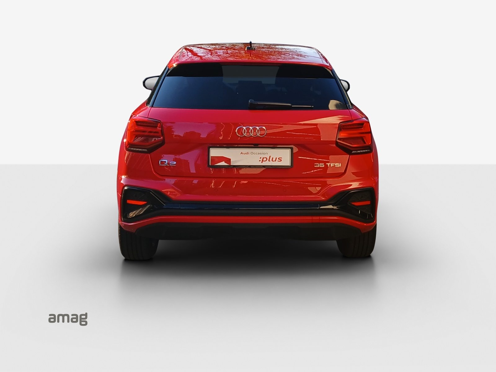 AUDI Q2 35 TFSI S line, Benzin, Occasion / Gebraucht, Automatik - 4