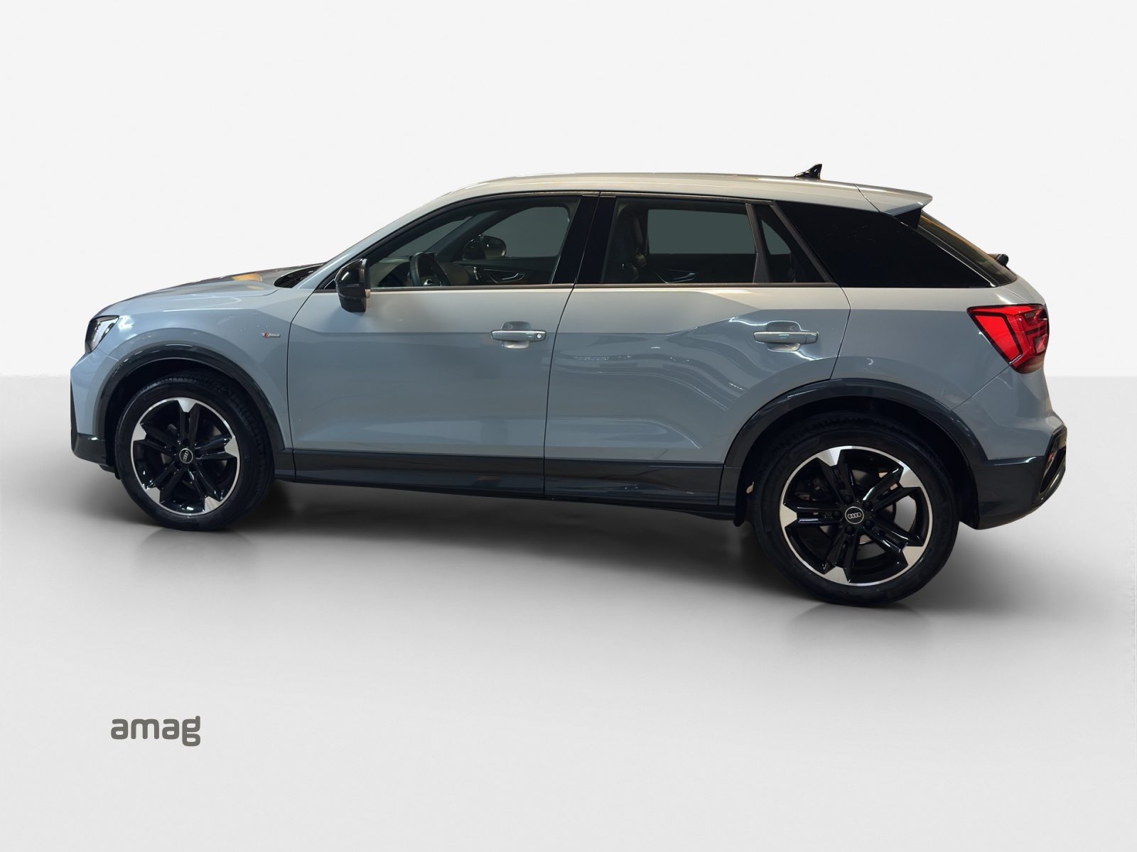 AUDI Q2 35 TFSI S line, Benzin, Occasion / Gebraucht, Automatik - 2