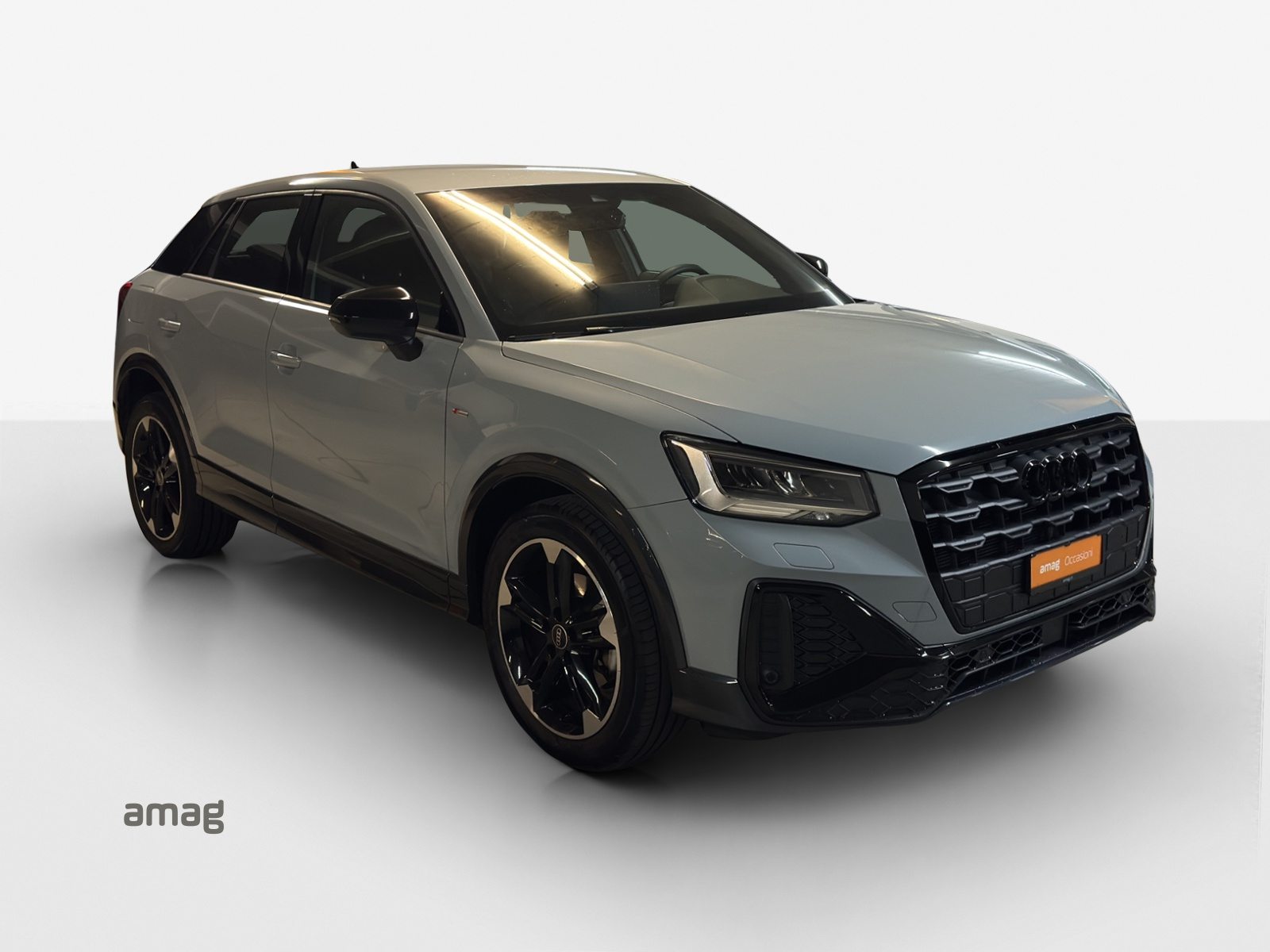 AUDI Q2 35 TFSI S line, Benzin, Occasion / Gebraucht, Automatik - 6