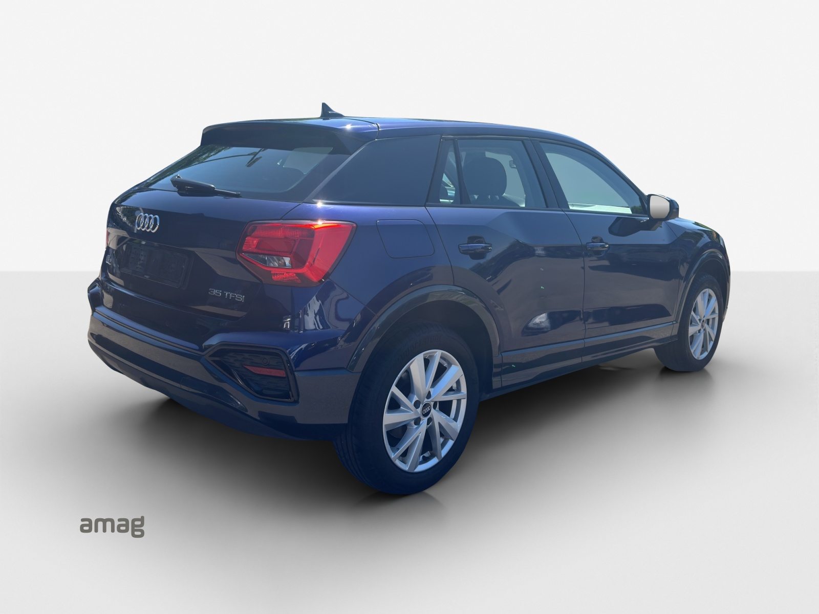 AUDI Q2 35 TFSI advanced, Petrol, Second hand / Used, Automatic - 5