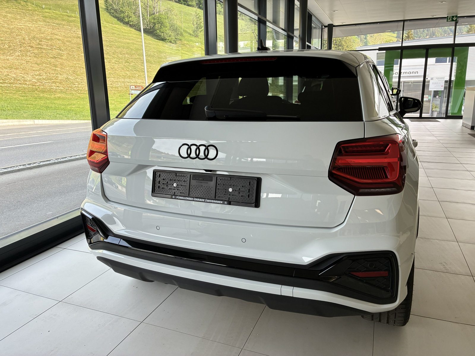 AUDI Q2 40 TFSI S line Attraction, Petrol, Second hand / Used, Automatic - 7