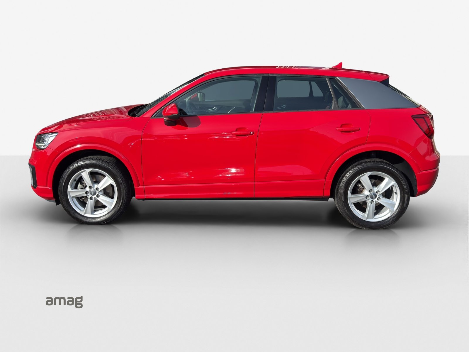 AUDI Q2 sport, Benzin, Occasion / Gebraucht, Handschaltung - 2