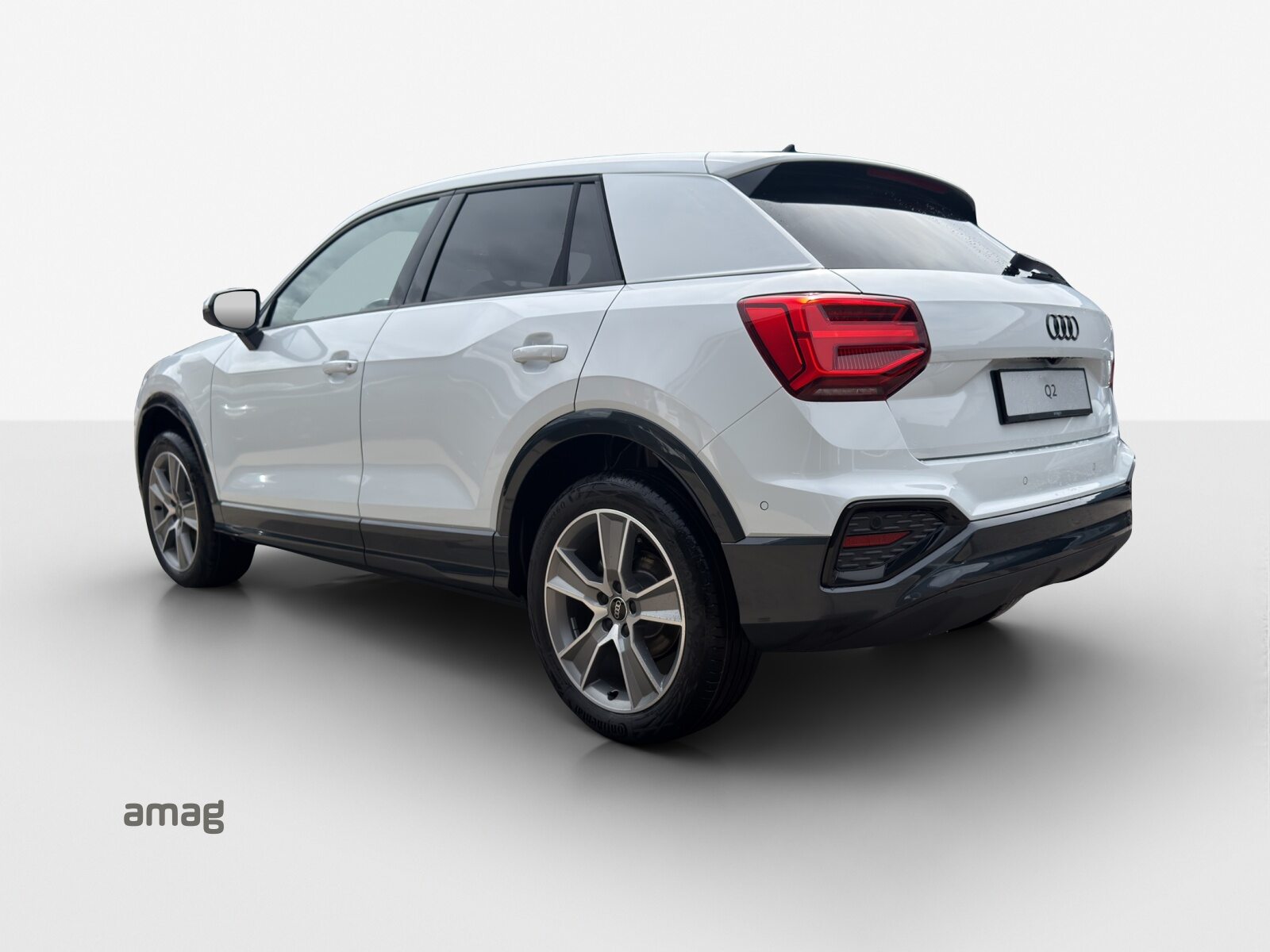 AUDI Q2 35 TFSI advanced, Petrol, Second hand / Used, Automatic - 3