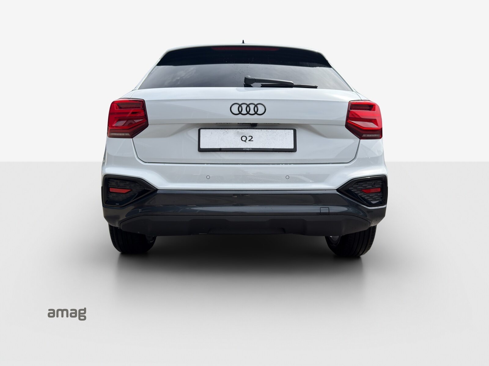 AUDI Q2 35 TFSI advanced, Petrol, Second hand / Used, Automatic - 4