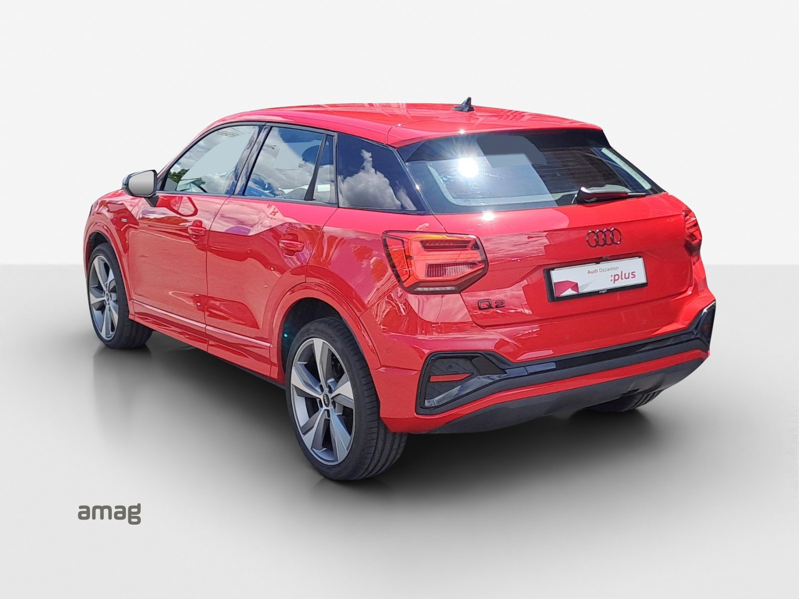 AUDI Q2 35 TFSI S line, Benzin, Occasion / Gebraucht, Automatik - 3