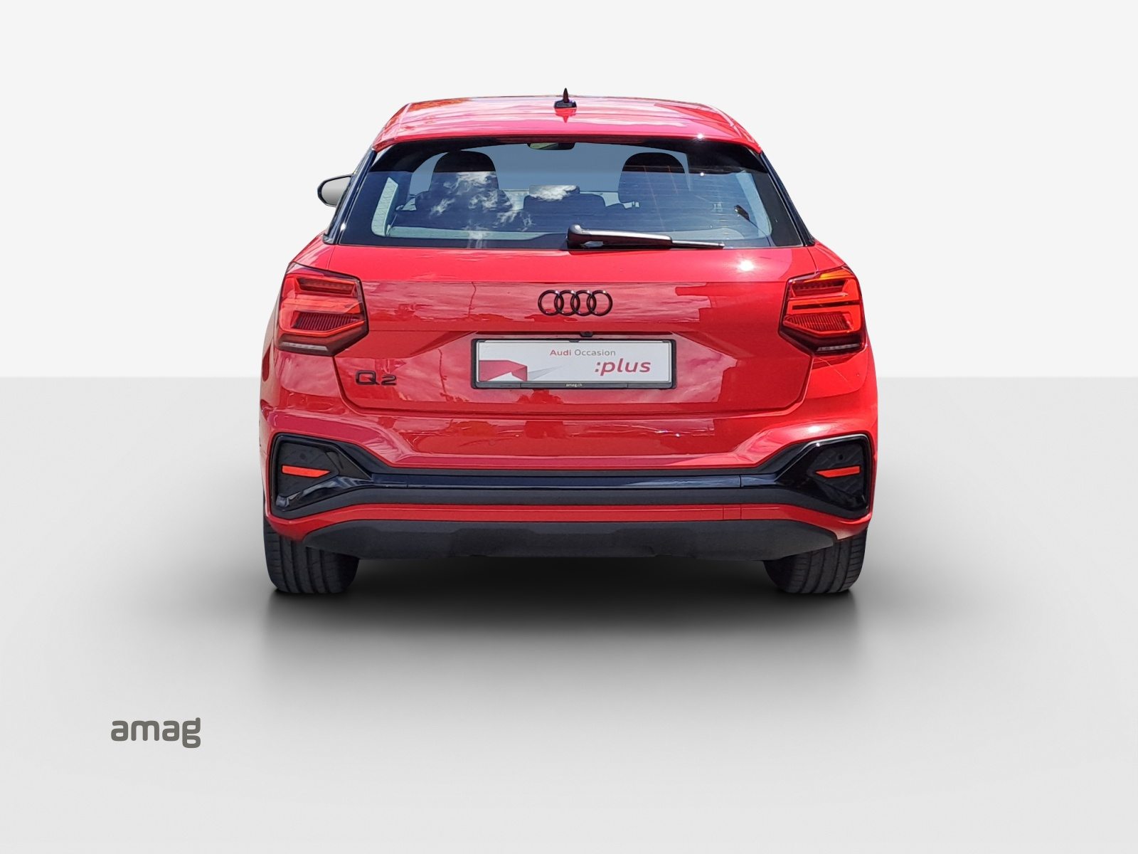 AUDI Q2 35 TFSI S line, Benzin, Occasion / Gebraucht, Automatik - 4