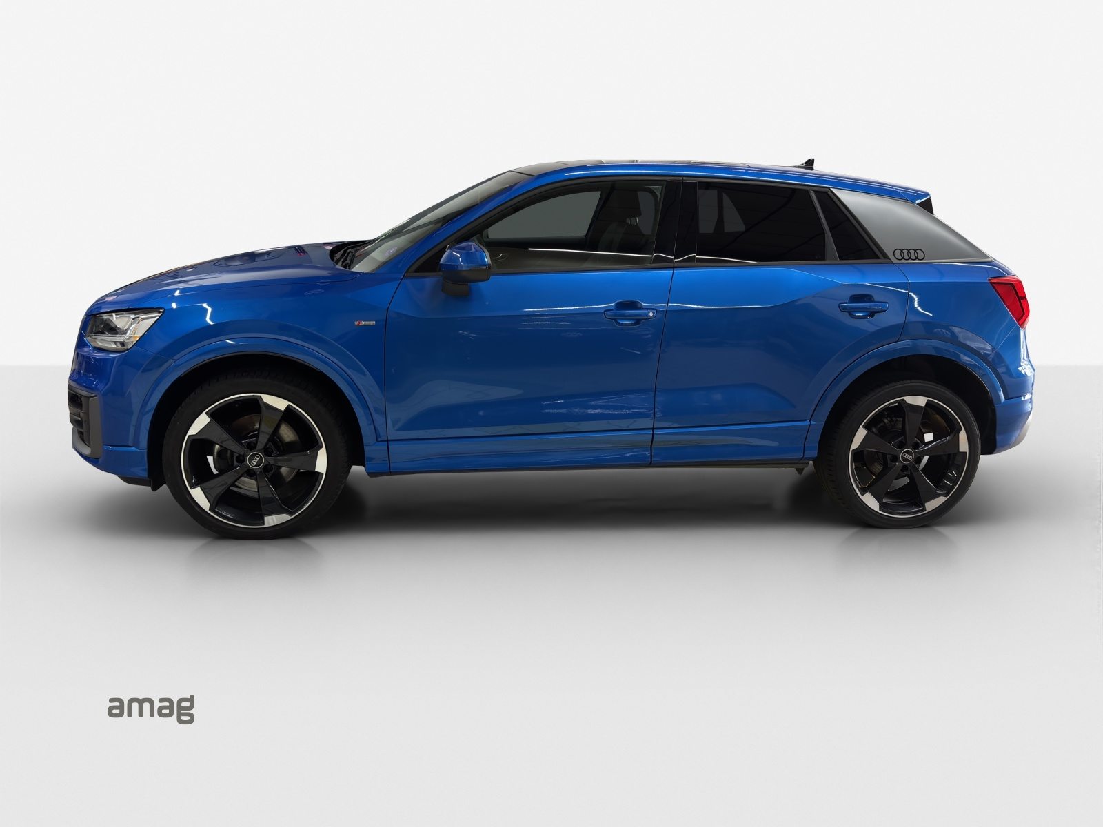 AUDI Q2 35 TFSI sport Attraction, Benzin, Occasion / Gebraucht, Automatik - 2