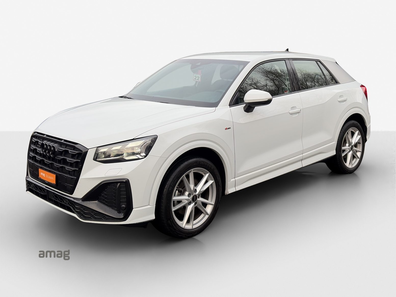 AUDI Q2 40 TFSI S line