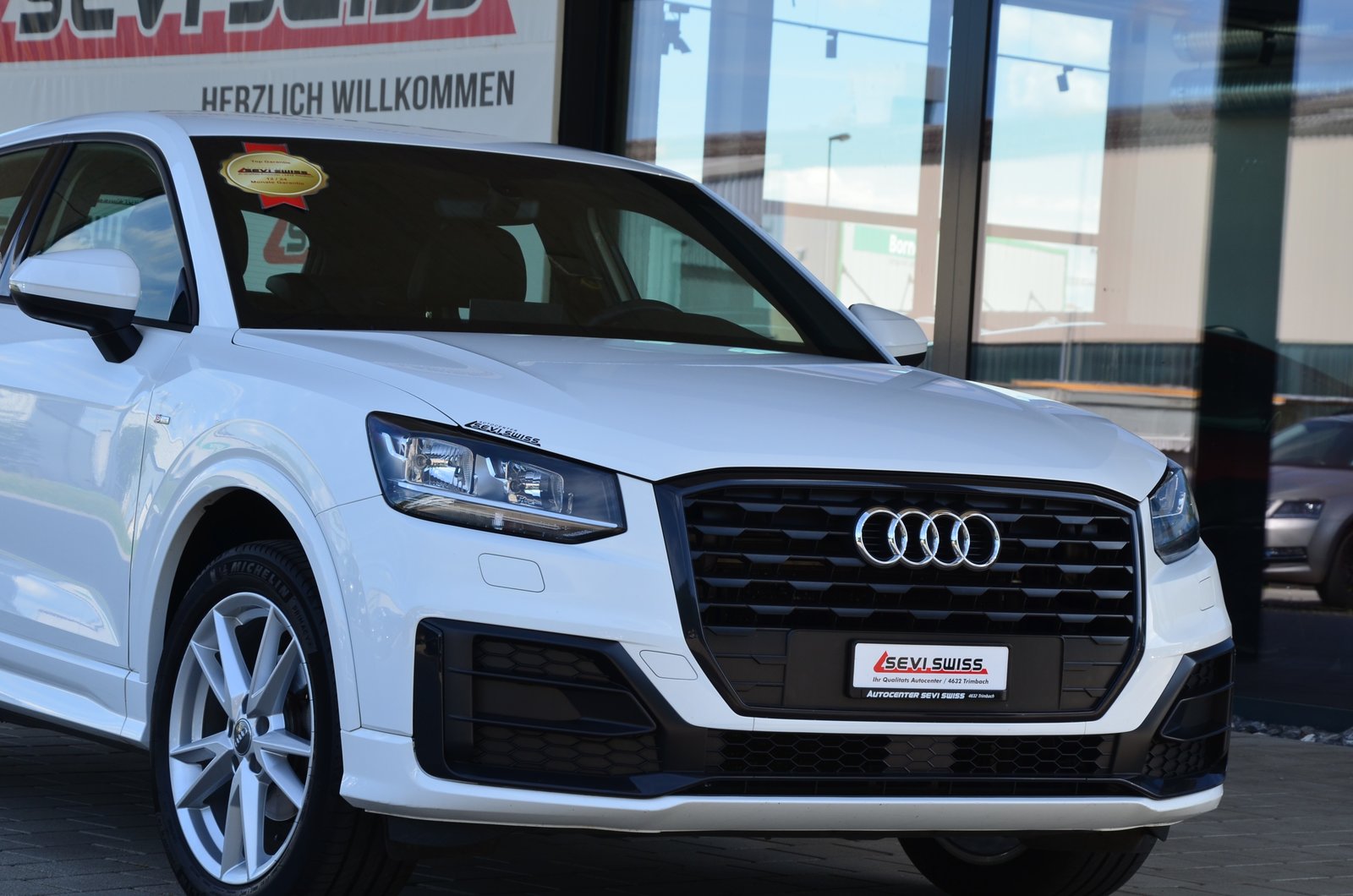 AUDI Q2 35 TFSI Sport*Ab MFK,1 Jahr oder 20000km Garantie au, Benzin, Occasion / Gebraucht, Handschaltung - 2