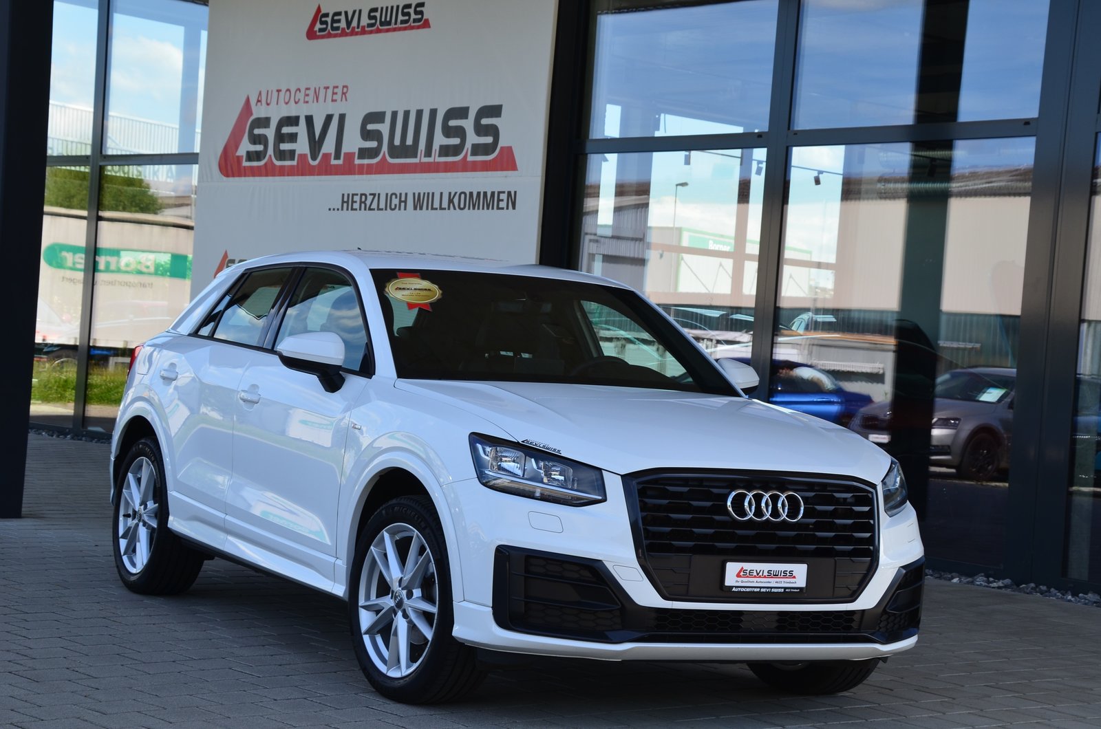 AUDI Q2 35 TFSI Sport*Ab MFK,1 Jahr oder 20000km Garantie au, Benzin, Occasion / Gebraucht, Handschaltung - 3