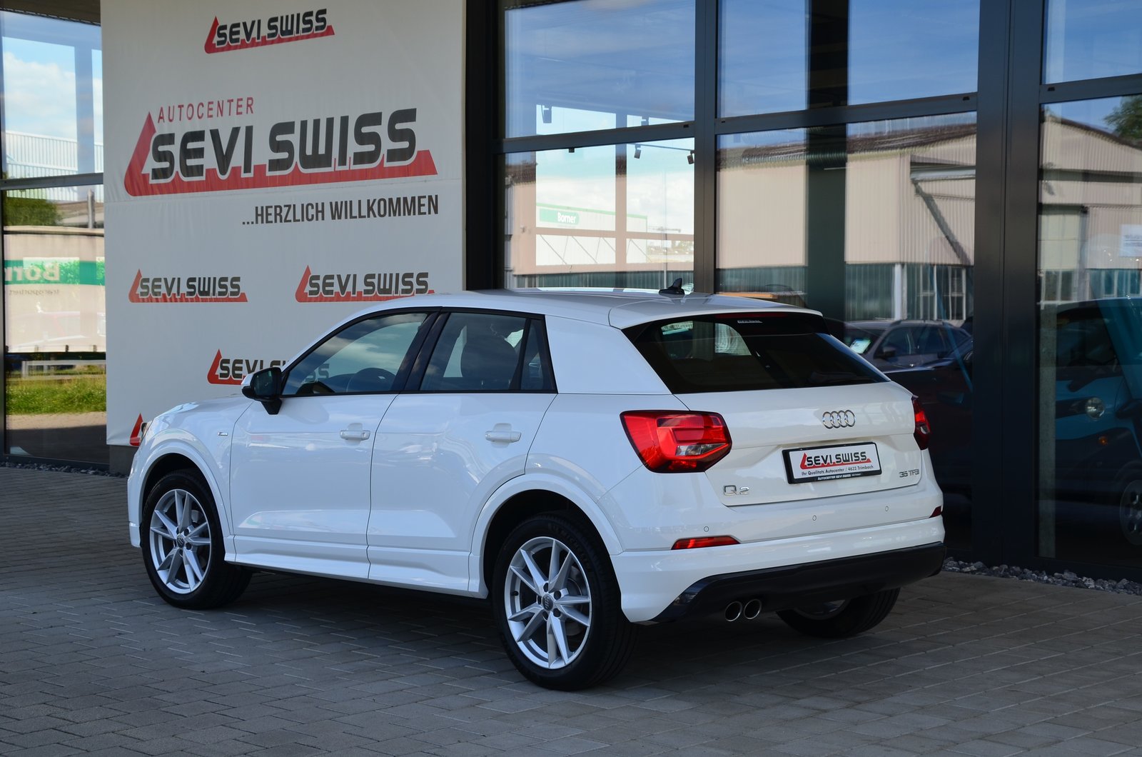 AUDI Q2 35 TFSI Sport*Ab MFK,1 Jahr oder 20000km Garantie au, Benzin, Occasion / Gebraucht, Handschaltung - 7