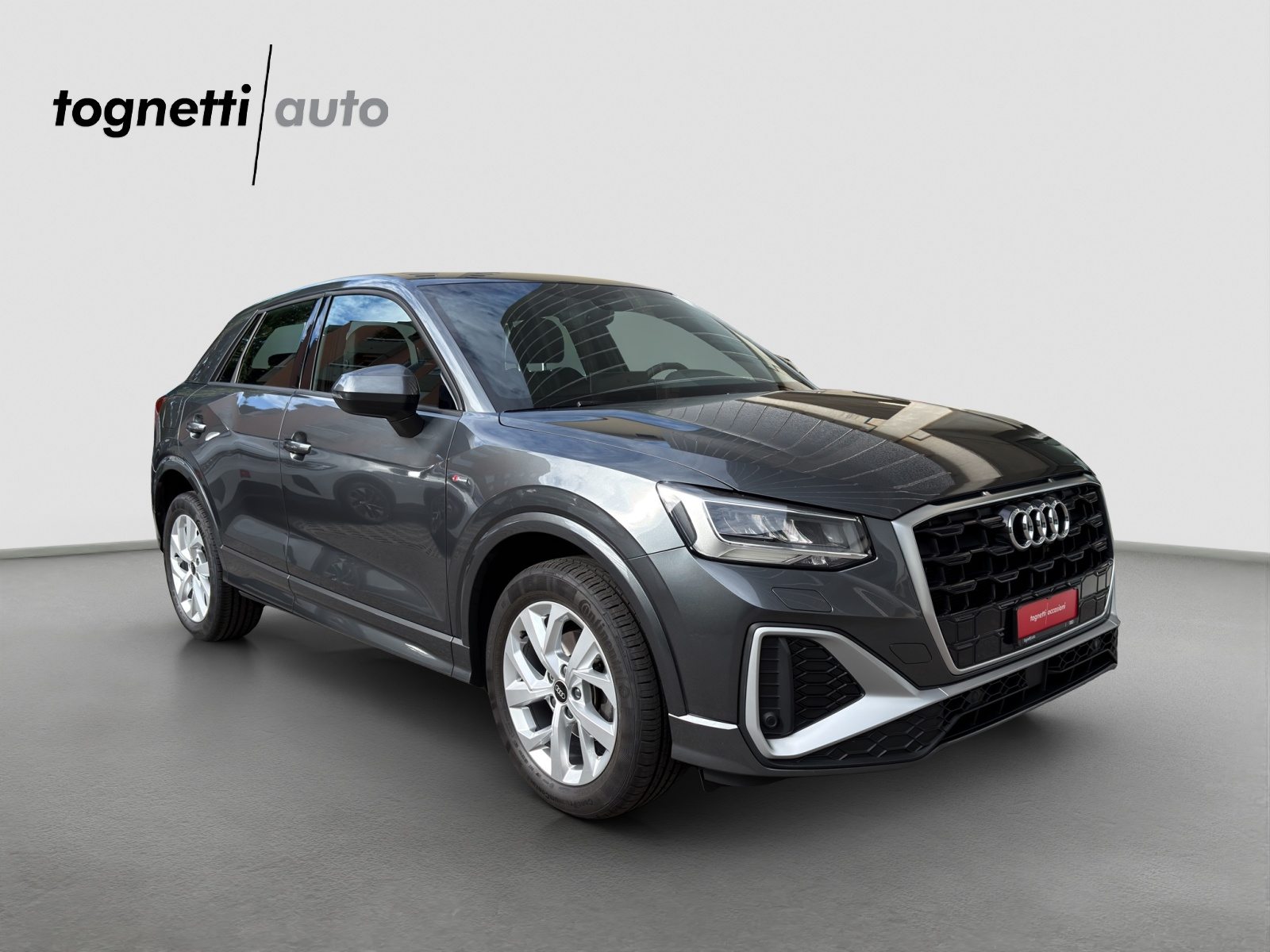 AUDI Q2 35 TFSI S line, Benzin, Occasion / Gebraucht, Automatik - 2