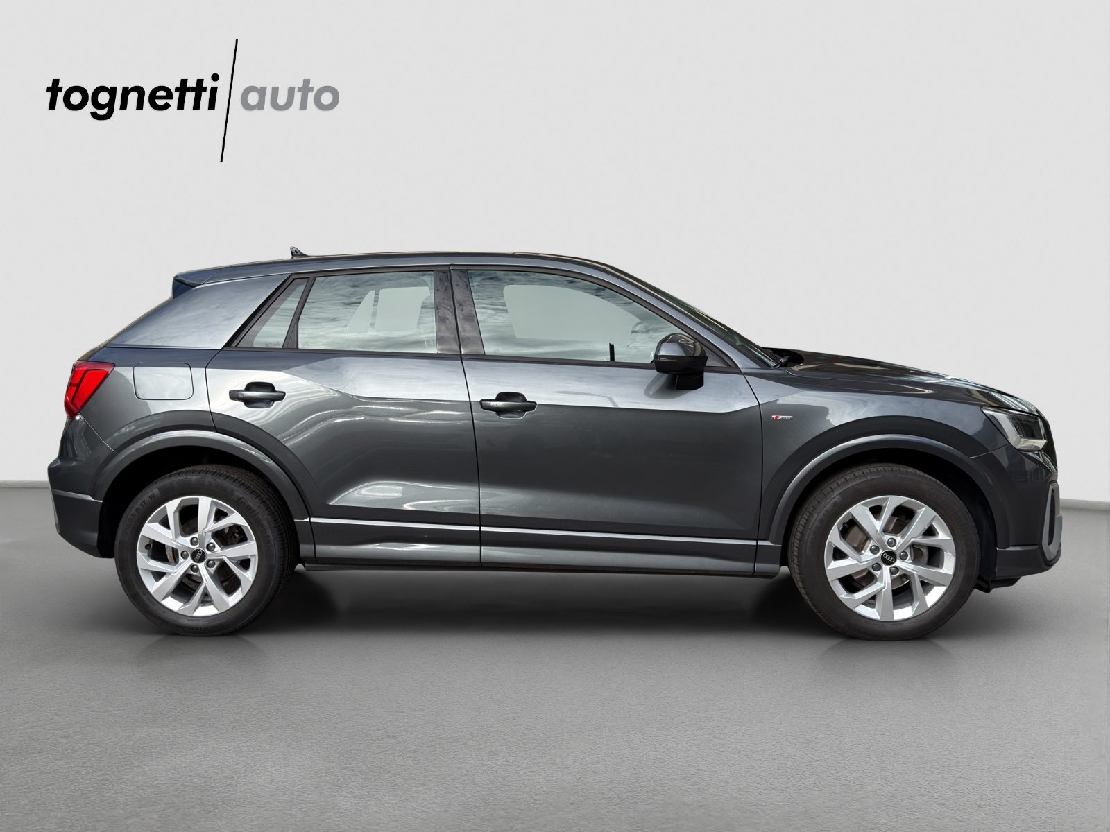 AUDI Q2 35 TFSI S line, Benzin, Occasion / Gebraucht, Automatik - 4