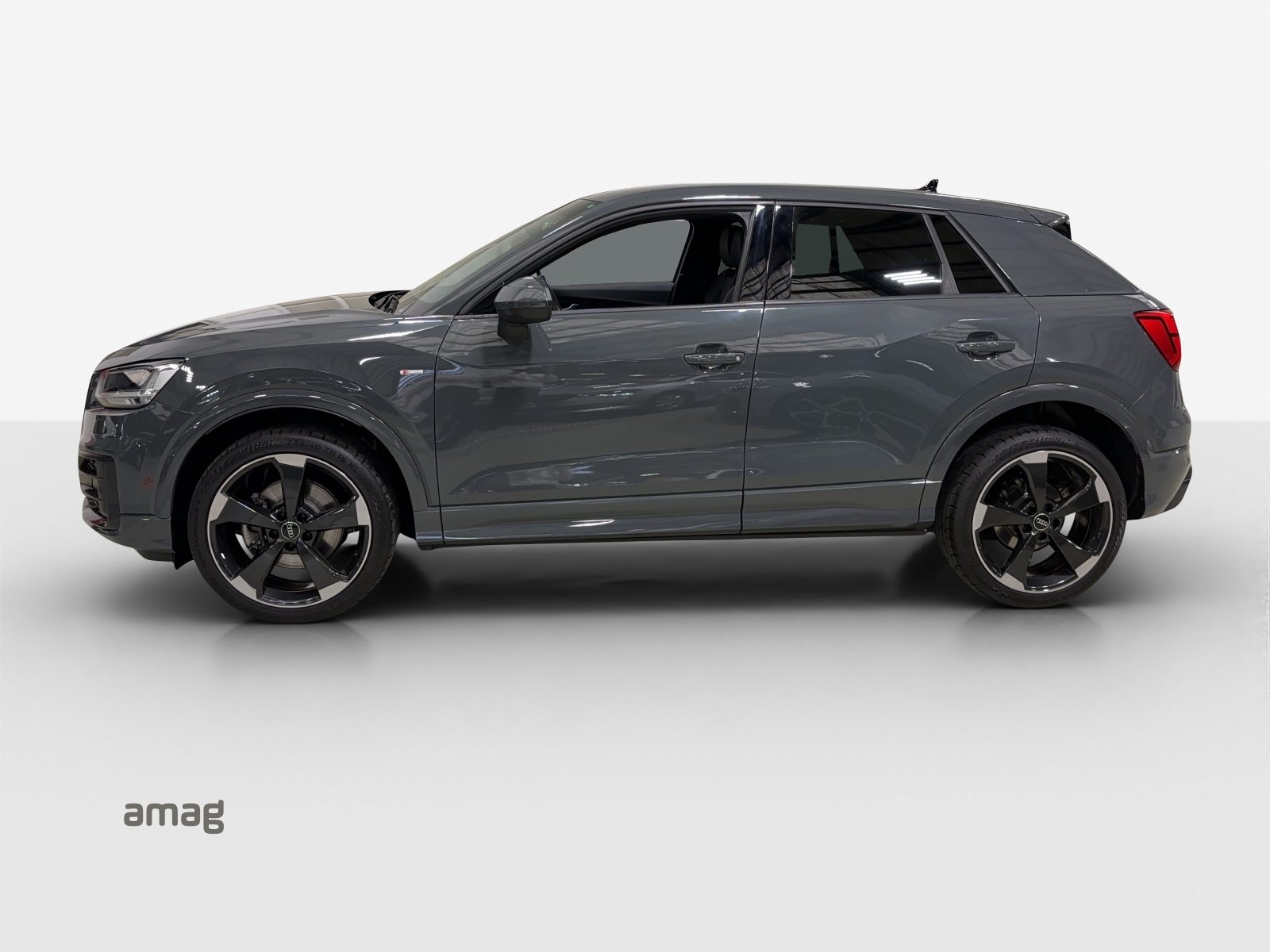 AUDI Q2 35 TFSI sport, Petrol, Second hand / Used, Automatic - 2