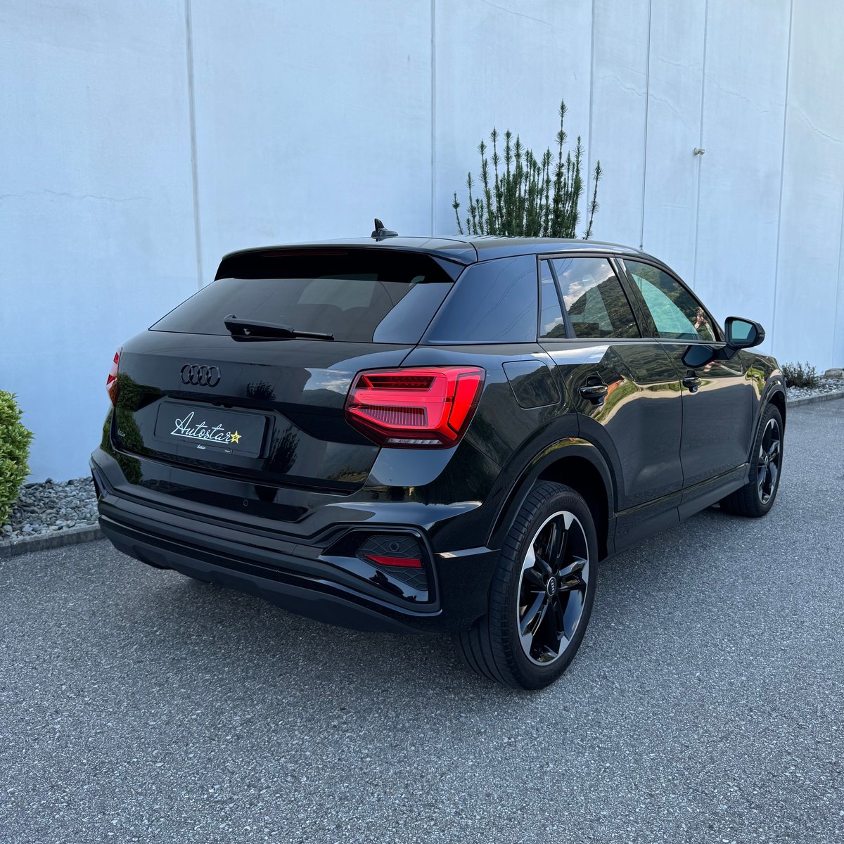 AUDI Q2 35 TFSI S line S-tronic *LEASING AB CHF 375./ 0. ANZ, Benzin, Occasion / Gebraucht, Automatik - 4