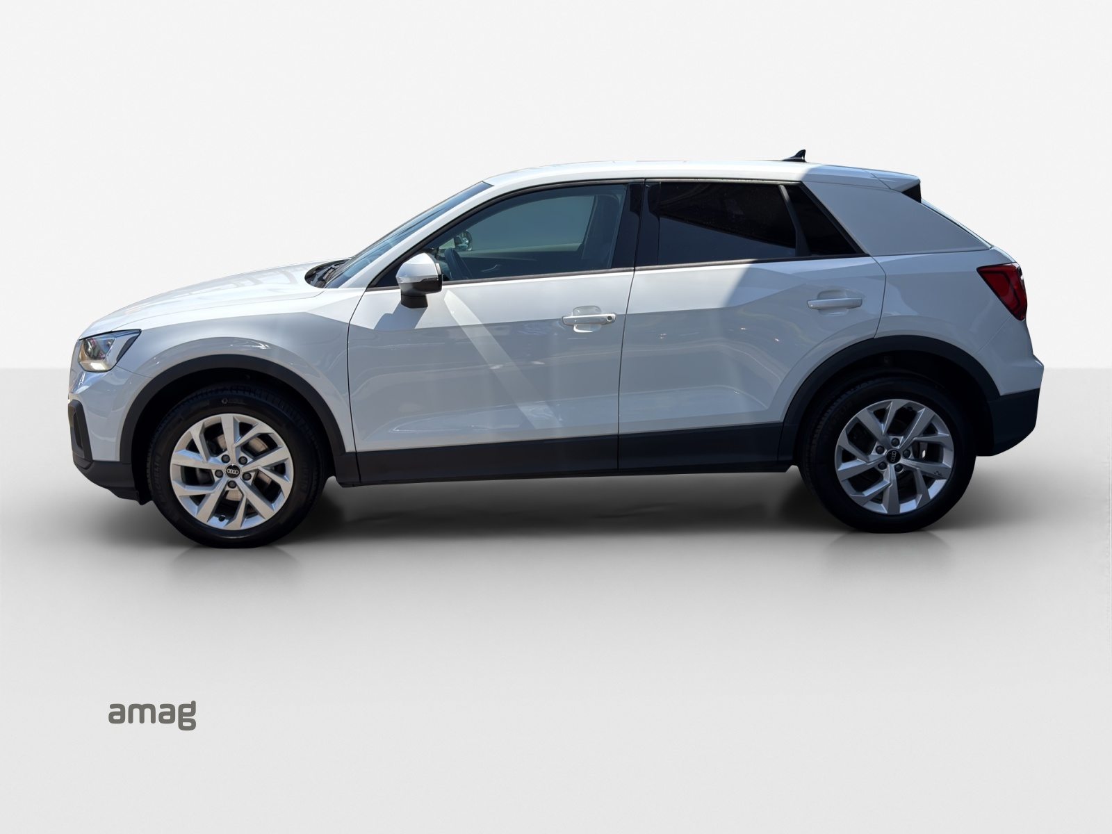 AUDI Q2 35 TFSI, Benzin, Occasion / Gebraucht, Handschaltung - 2