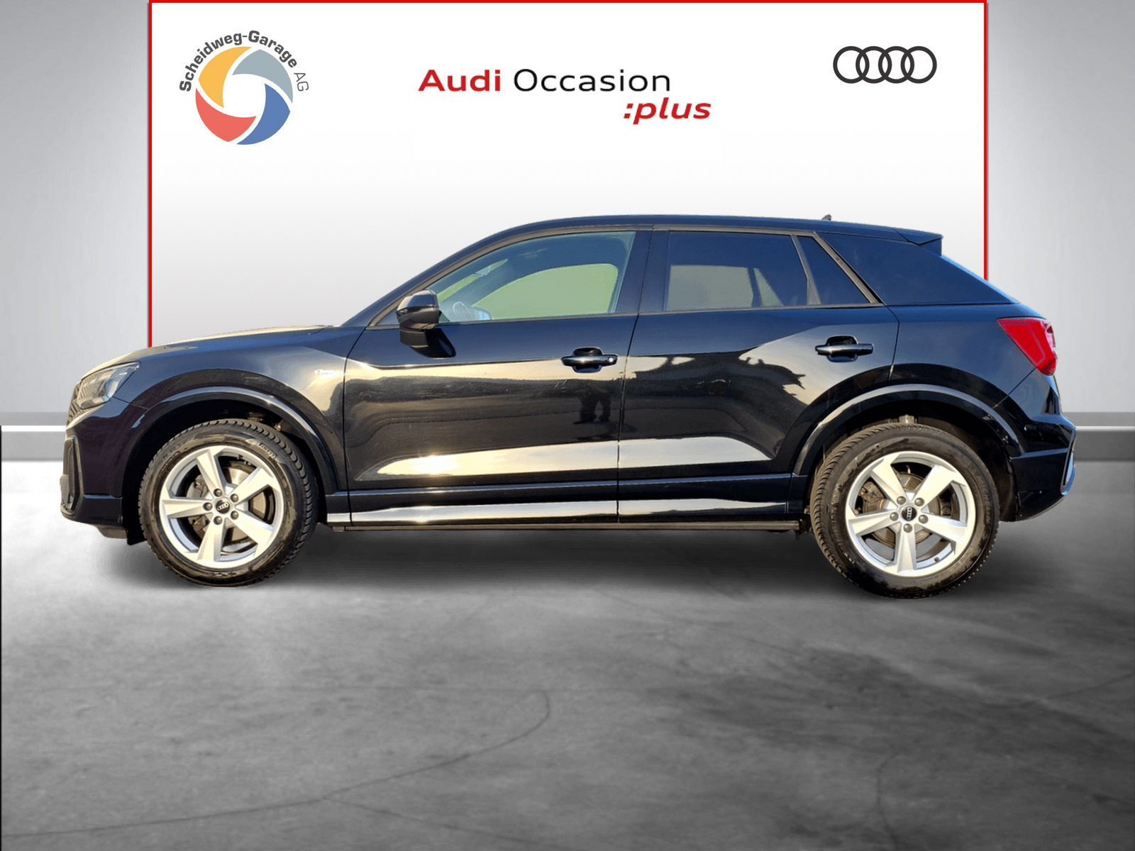 AUDI Q2 35 TFSI S line, Petrol, Second hand / Used, Automatic - 3