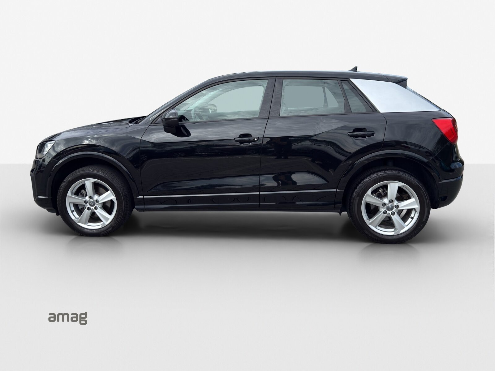 AUDI Q2 35 TFSI sport, Benzin, Occasion / Gebraucht, Automatik - 2