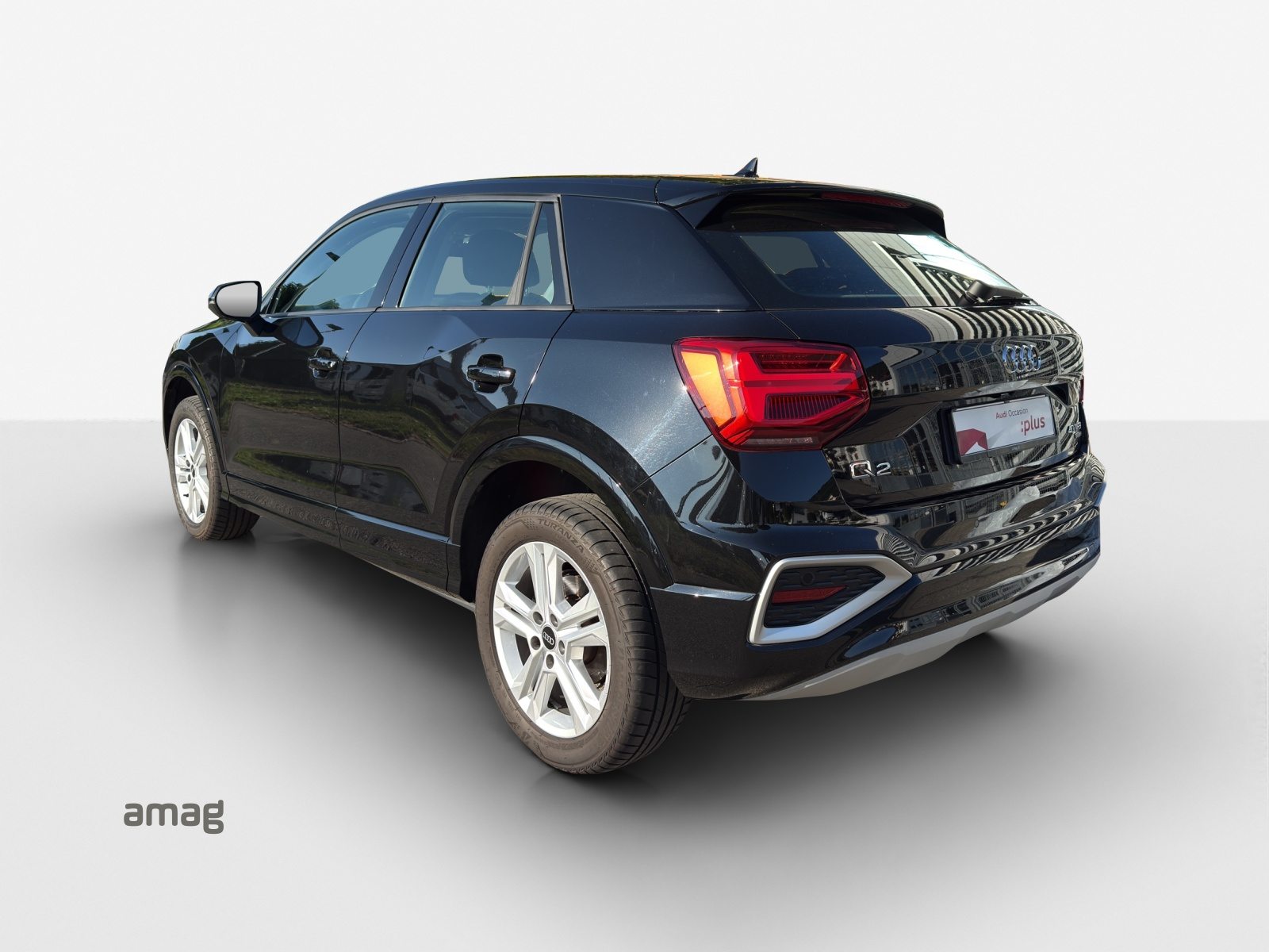 AUDI Q2 40 TFSI advanced, Benzin, Occasion / Gebraucht, Automatik - 5