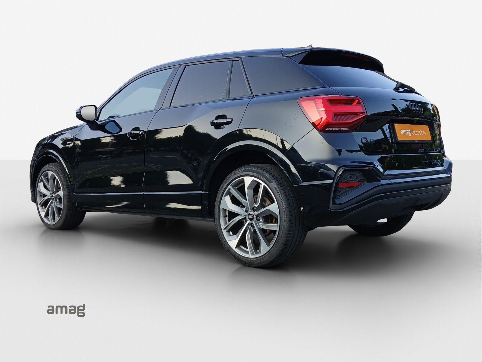 AUDI Q2 40 TFSI S line Attraction, Essence, Occasion / Utilisé, Automatique - 4