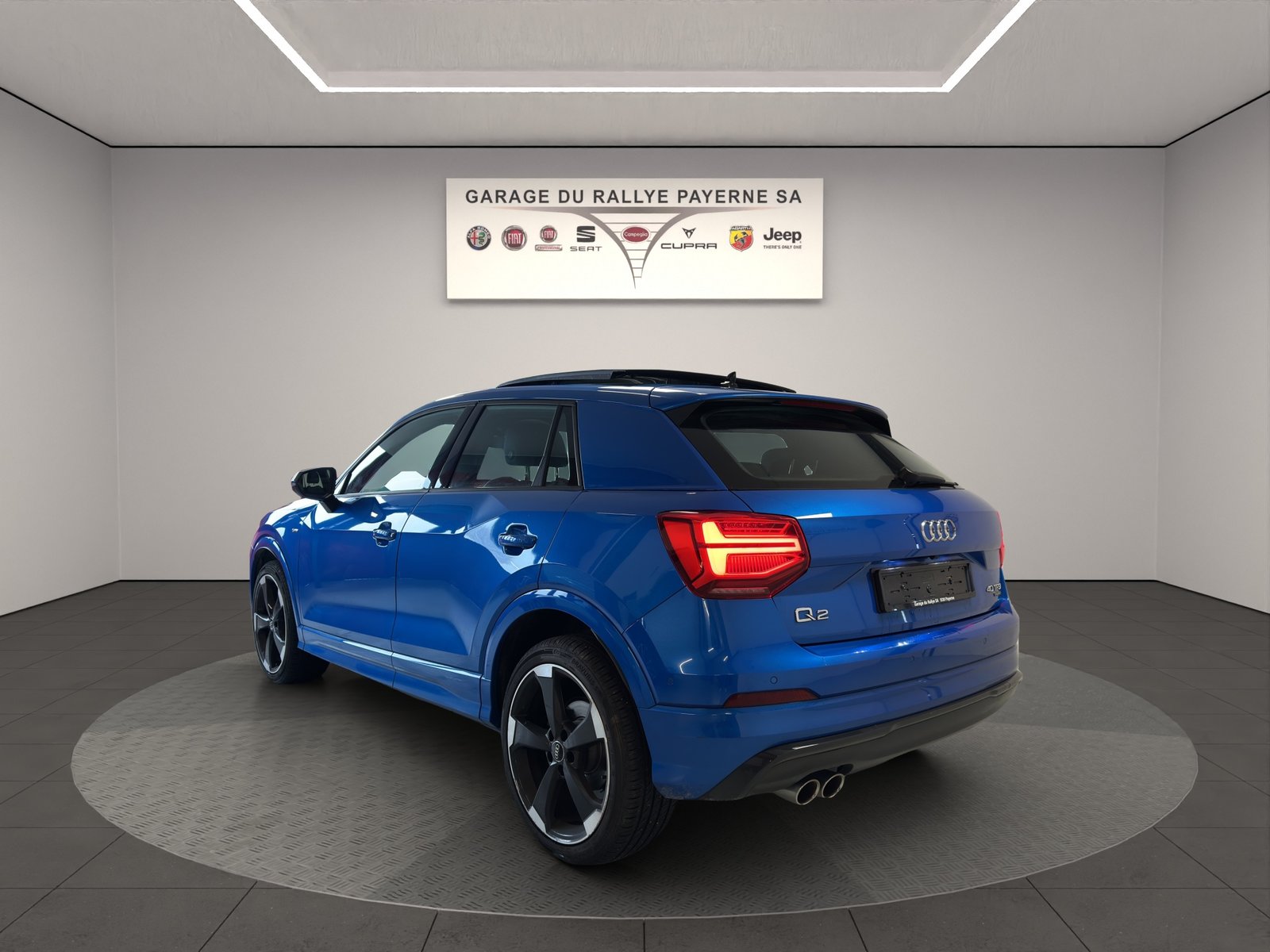 AUDI Q2 40 TFSI Sport quattro S-tronic, Benzin, Occasion / Gebraucht, Automatik - 2