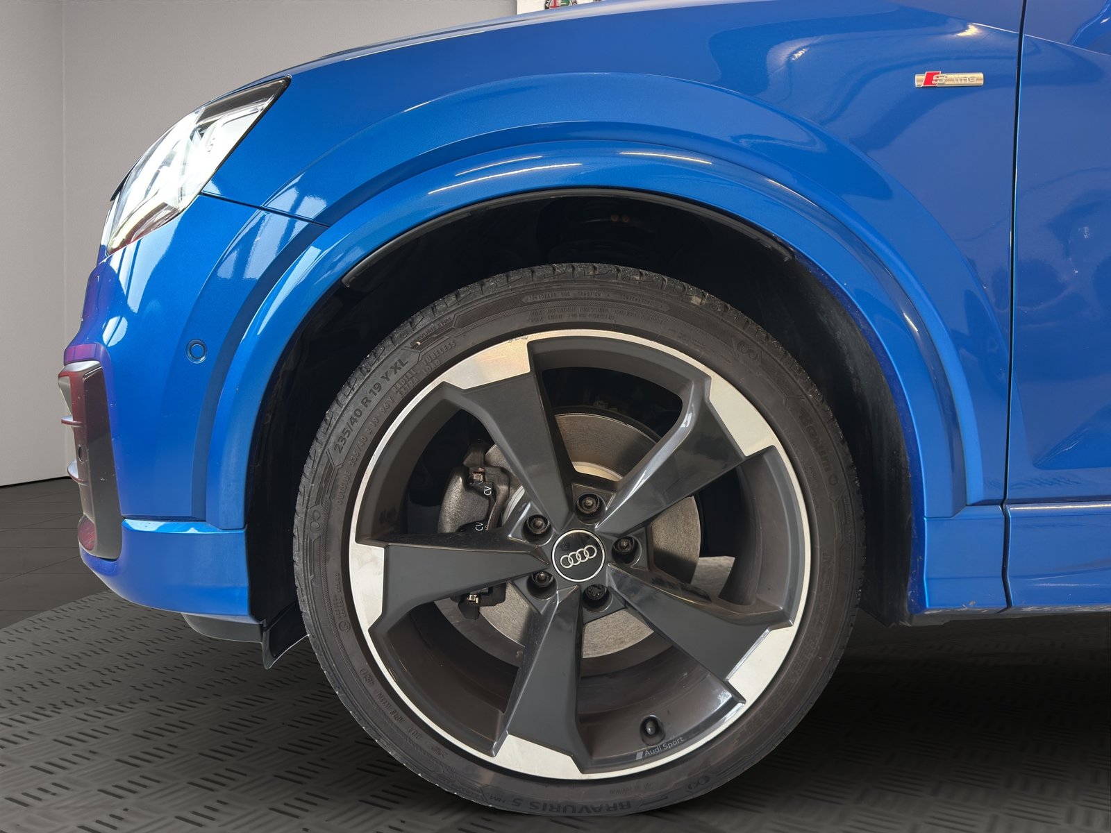 AUDI Q2 40 TFSI Sport quattro S-tronic, Benzin, Occasion / Gebraucht, Automatik - 6