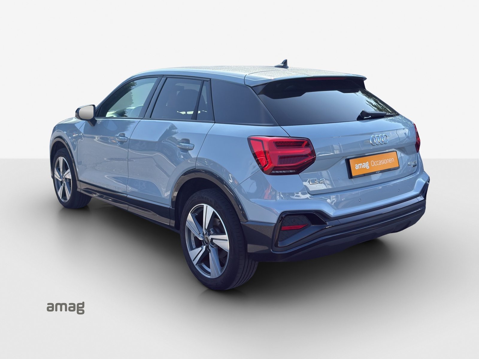 AUDI Q2 40 TFSI S line, Essence, Occasion / Utilisé, Automatique - 3