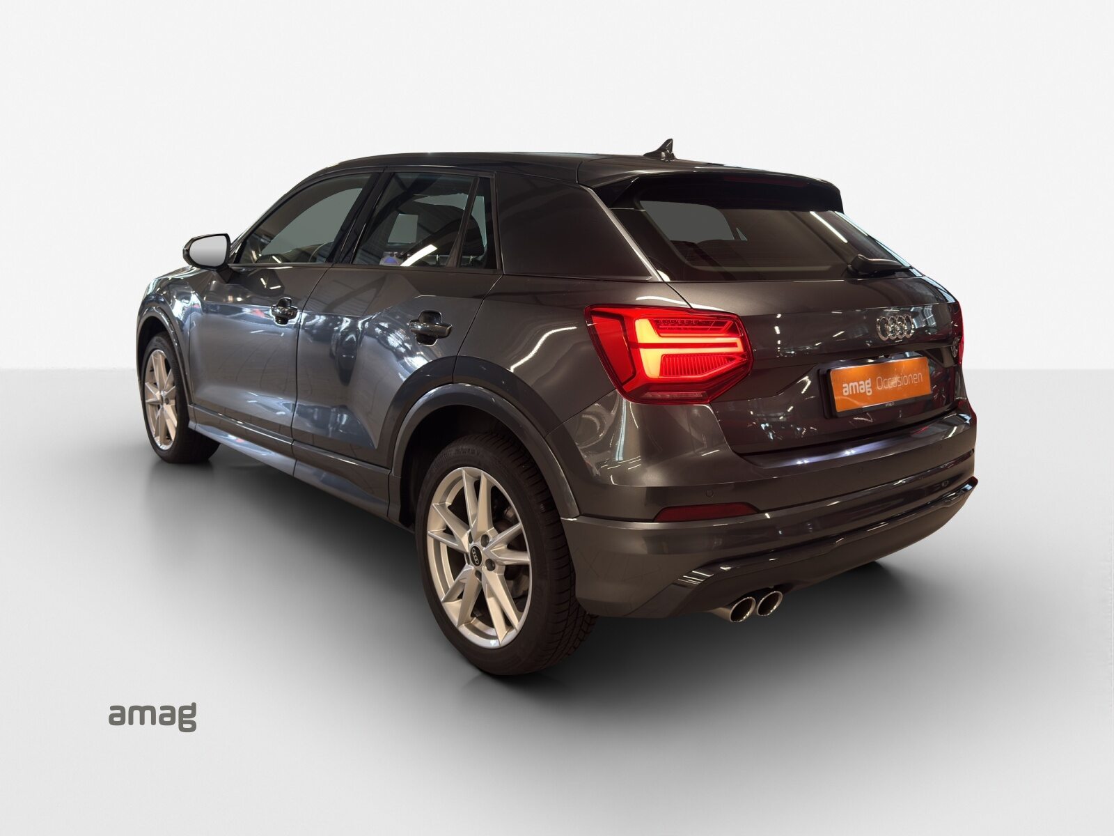 AUDI Q2 35 TFSI sport Attraction, Benzin, Occasion / Gebraucht, Automatik - 3