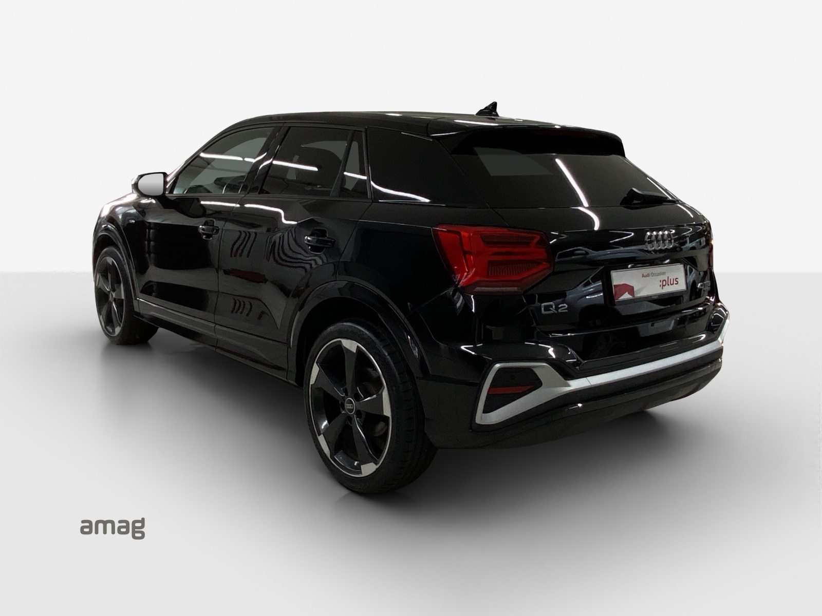 AUDI Q2 40 TFSI S line Attraction, Essence, Occasion / Utilisé, Automatique - 3
