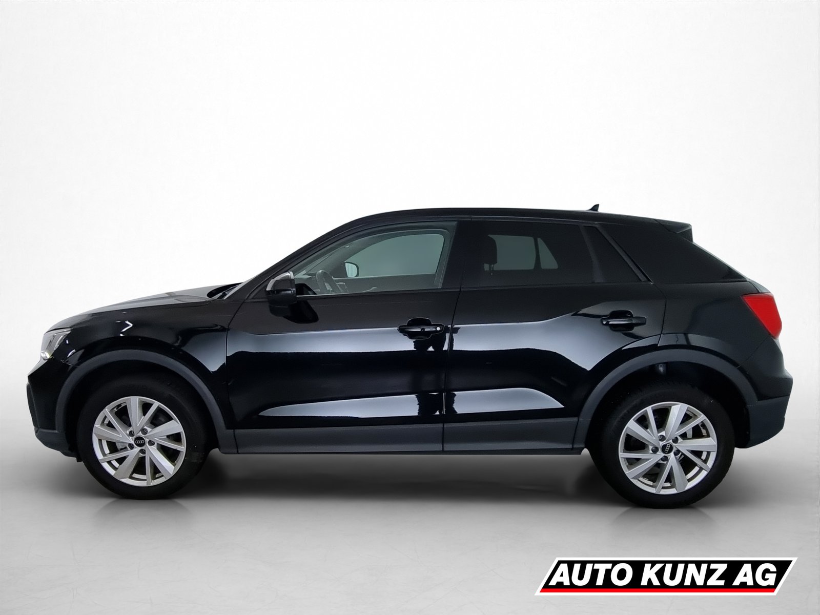 AUDI Q2 1.5 35 TFSI S-Tronic, Petrol, Second hand / Used, Automatic - 3