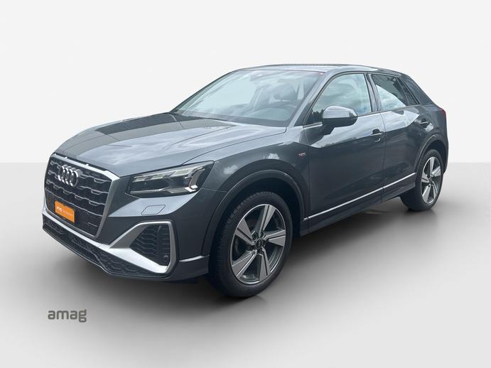 AUDI Q2 35 TFSI S line, Petrol, Second hand / Used, Manual