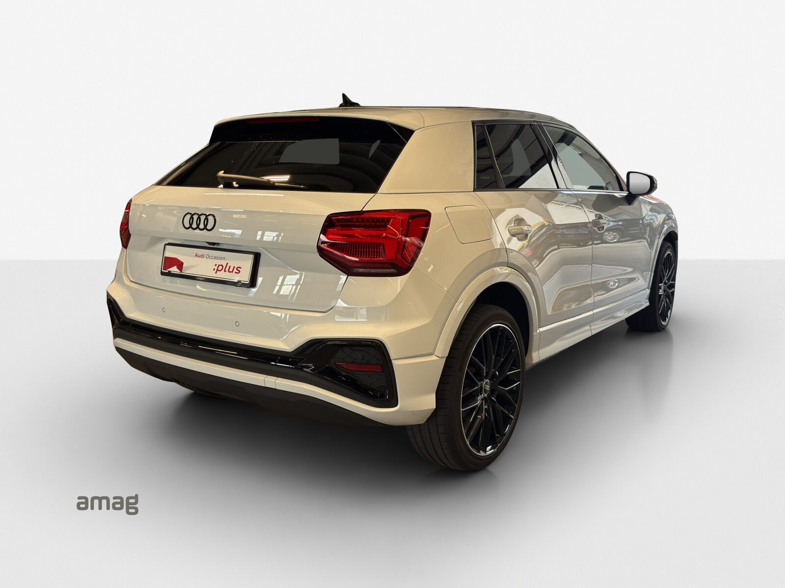 AUDI Q2 35 TFSI S line, Essence, Occasion / Utilisé, Automatique - 5
