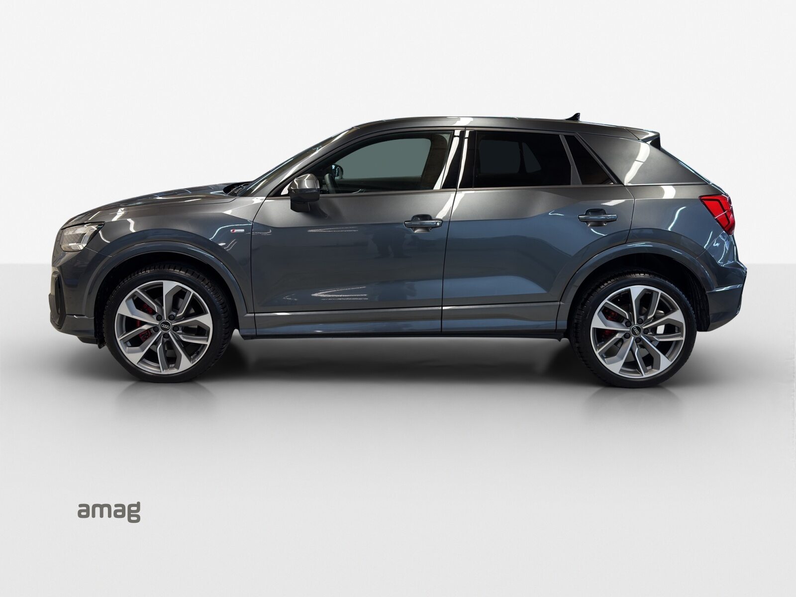 AUDI Q2 40 TFSI S line Attraction, Essence, Occasion / Utilisé, Automatique - 2