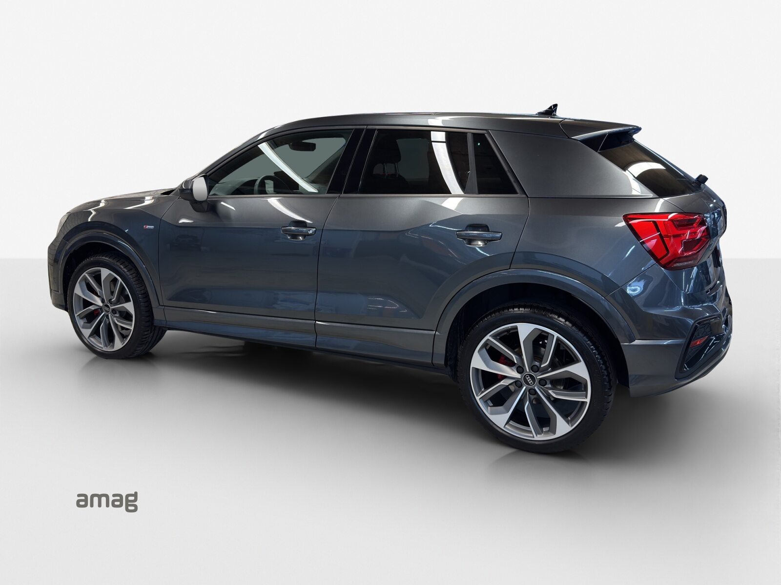 AUDI Q2 40 TFSI S line Attraction, Essence, Occasion / Utilisé, Automatique - 3