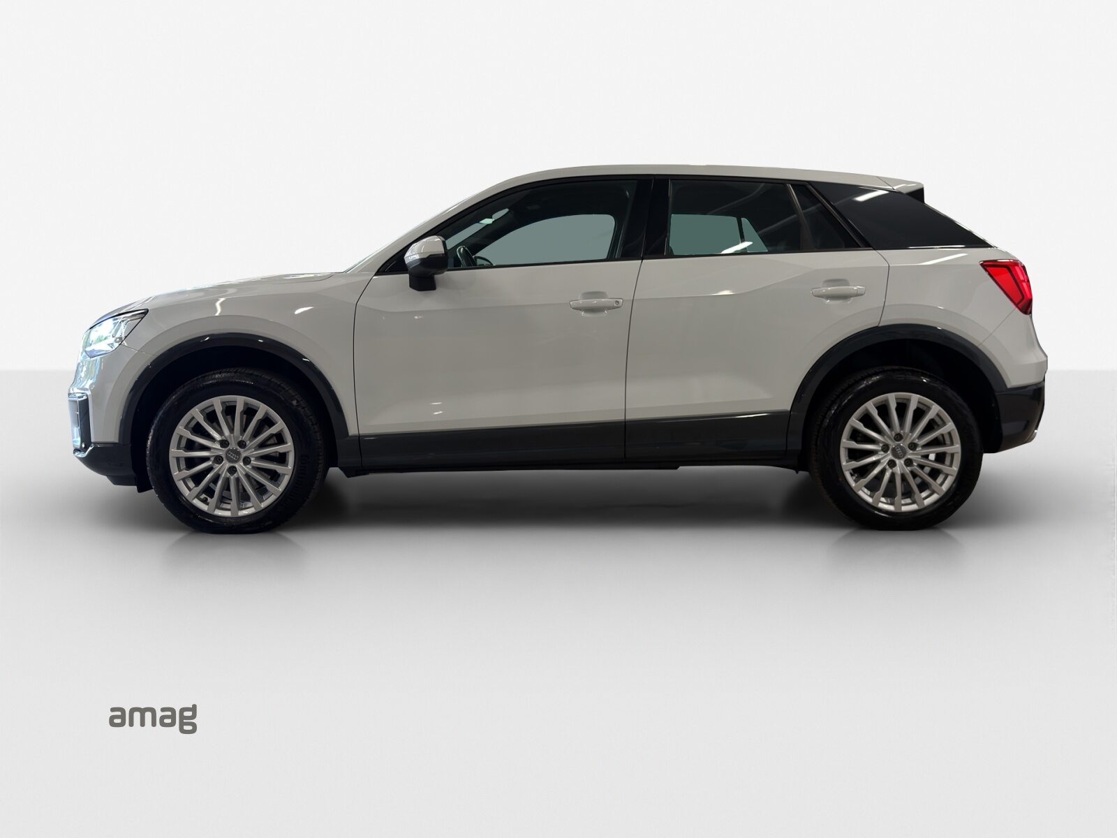 AUDI Q2 sport, Diesel, Occasion / Gebraucht, Automatik - 2