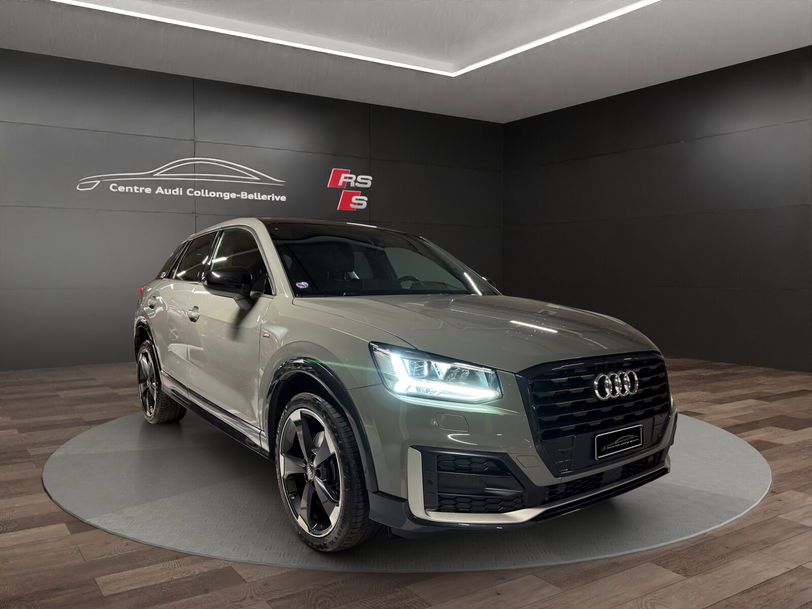AUDI Q2 sport, Benzin, Occasion / Gebraucht, Automatik - 7