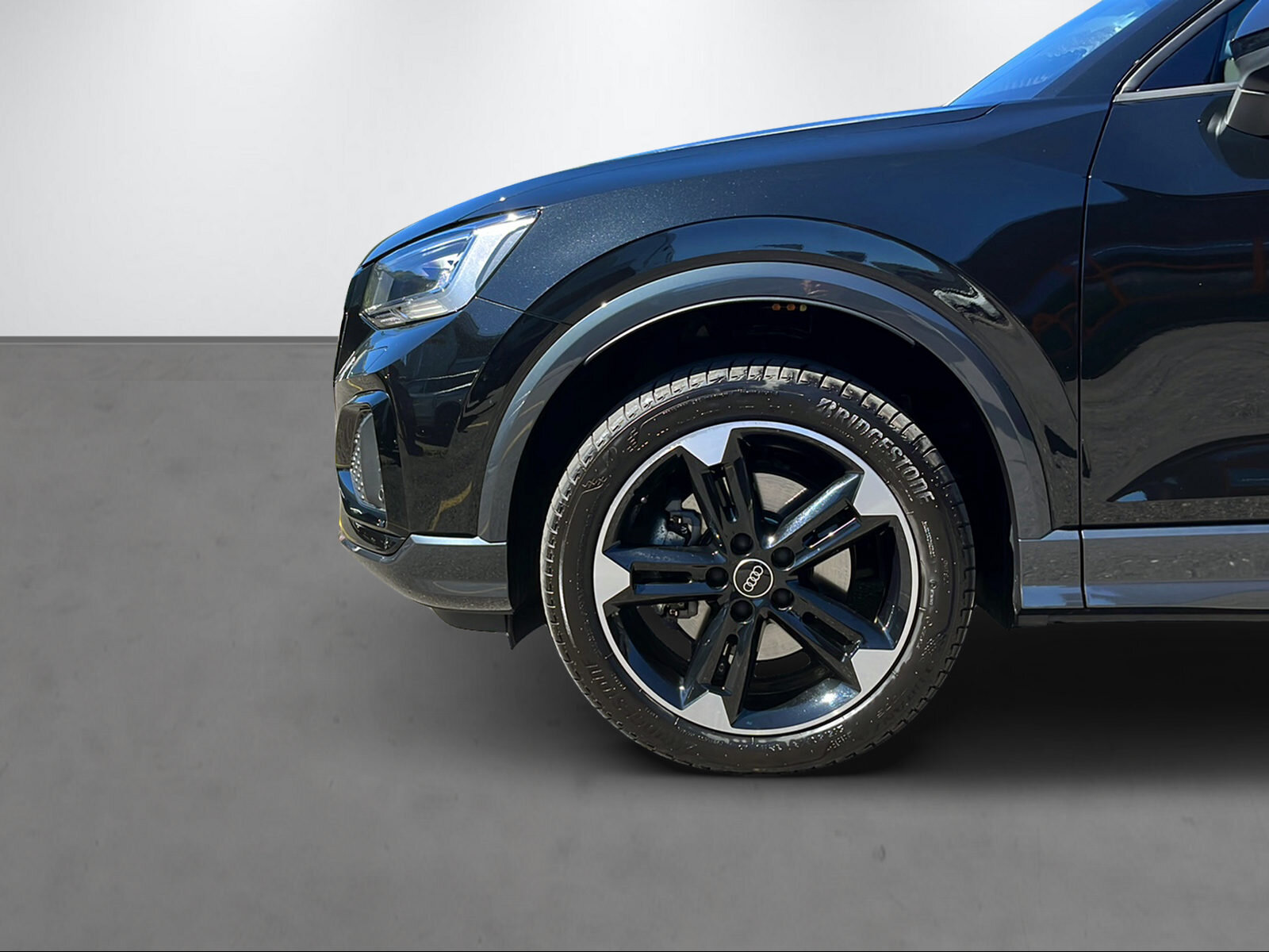 AUDI Q2 2.0 40 TFSI Advanced Attraction quattro S-Tronic, Petrol, Second hand / Used, Automatic - 5