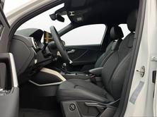 AUDI Q2 40 TFSI advanced Attraction, Petrol, Second hand / Used, Automatic - 7