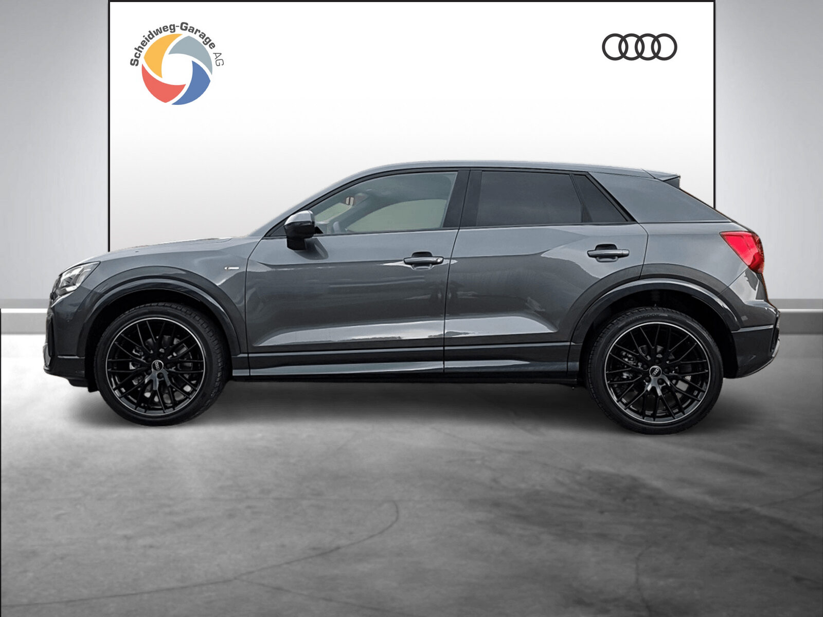 AUDI Q2 40 TFSI S line Attraction, Petrol, Second hand / Used, Automatic - 3