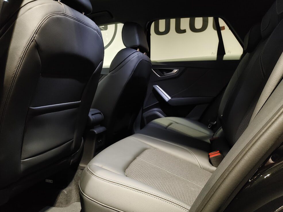 AUDI Q2 35 TFSI S line, Benzin, Occasion / Gebraucht, Automatik - 5