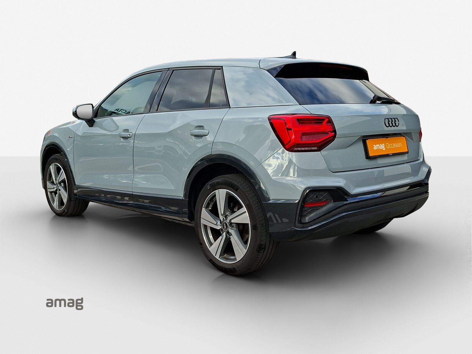 AUDI Q2 35 TFSI S line, Benzin, Occasion / Gebraucht, Handschaltung - 3