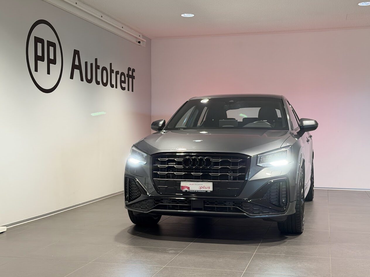 AUDI Q2 40 TFSI S line Attraction