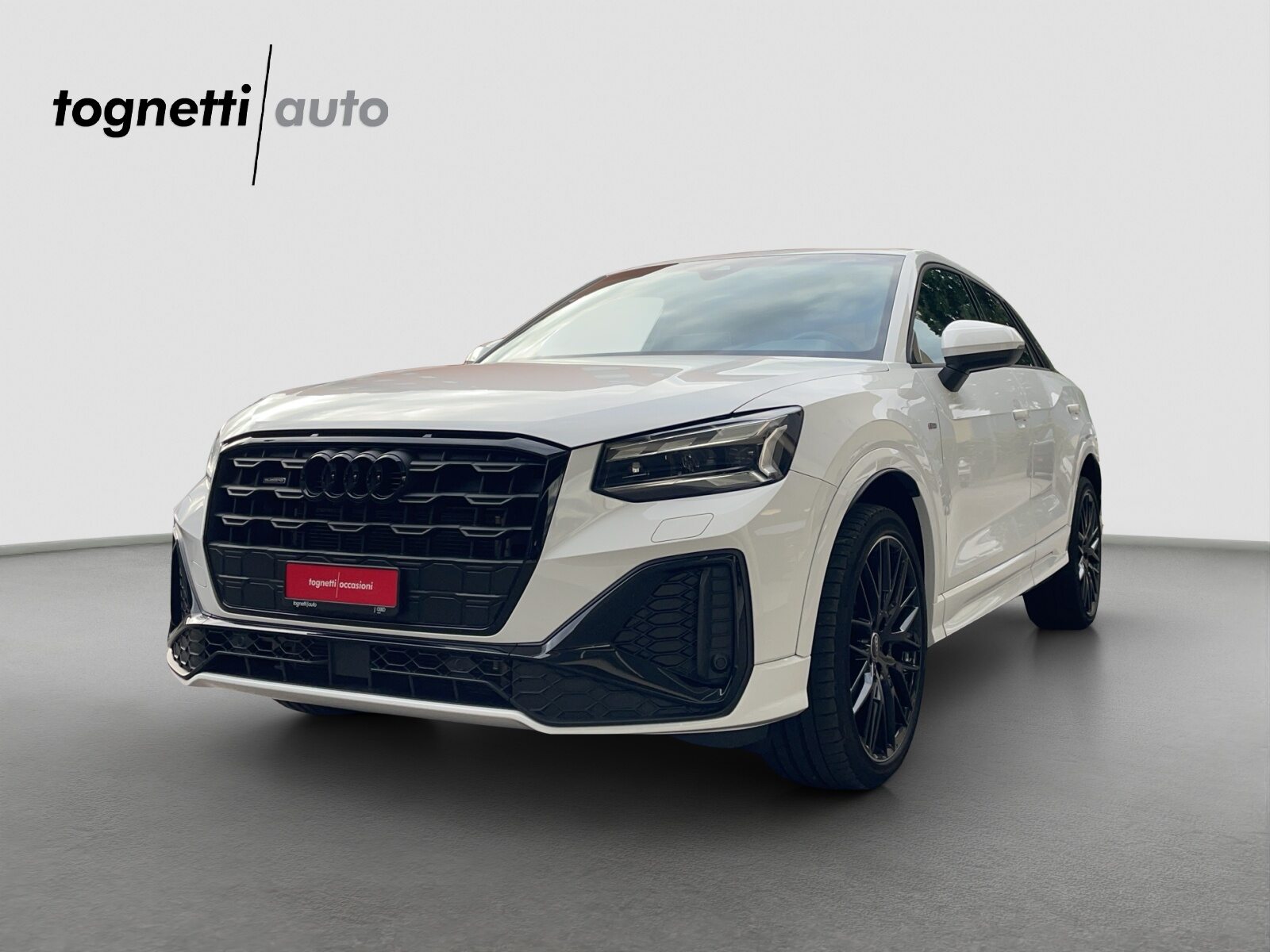 AUDI Q2 40 TFSI S line Attraction
