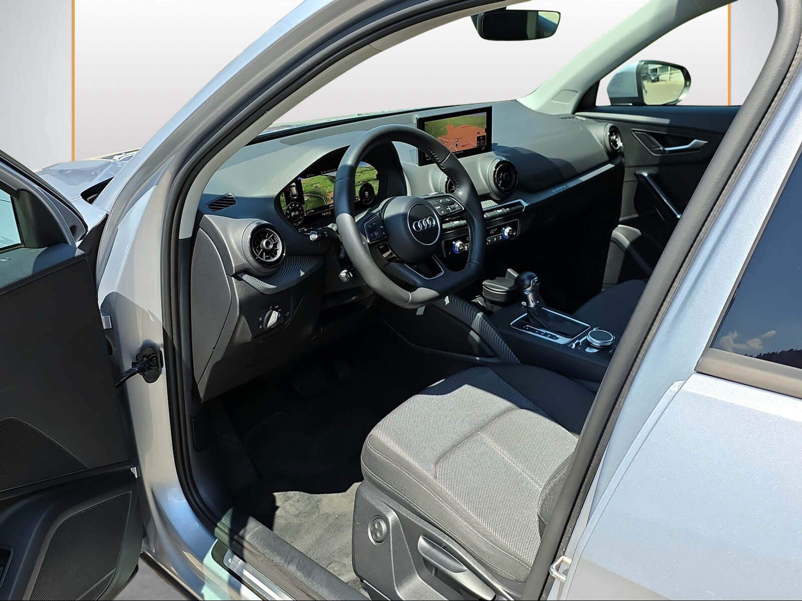 AUDI Q2 sport, Essence, Occasion / Utilisé, Automatique - 6