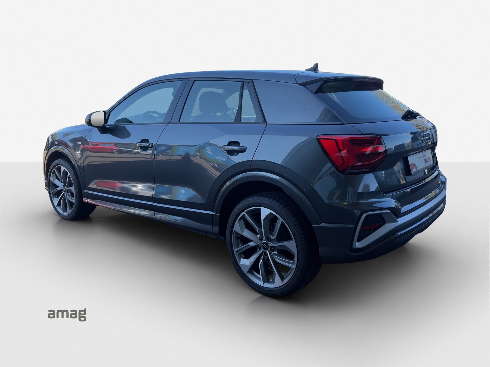 AUDI Q2 35 TFSI S line, Benzin, Occasion / Gebraucht, Automatik - 3