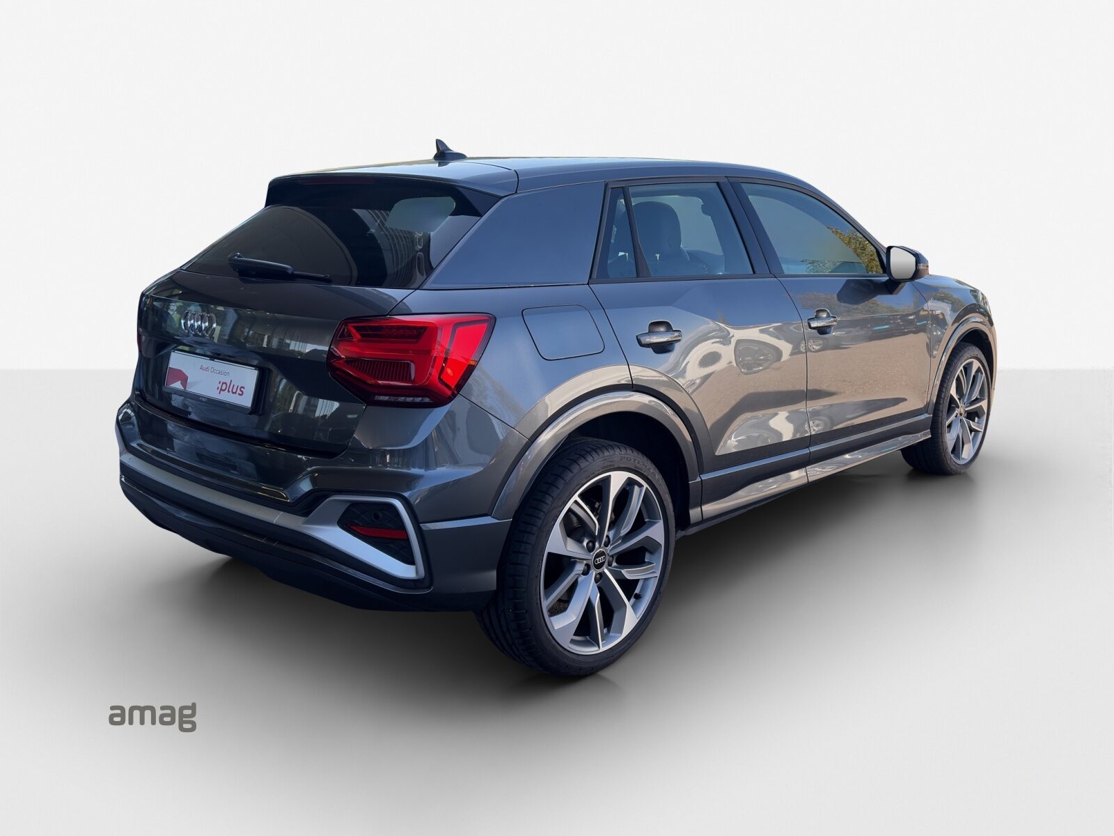 AUDI Q2 35 TFSI S line, Benzin, Occasion / Gebraucht, Automatik - 5